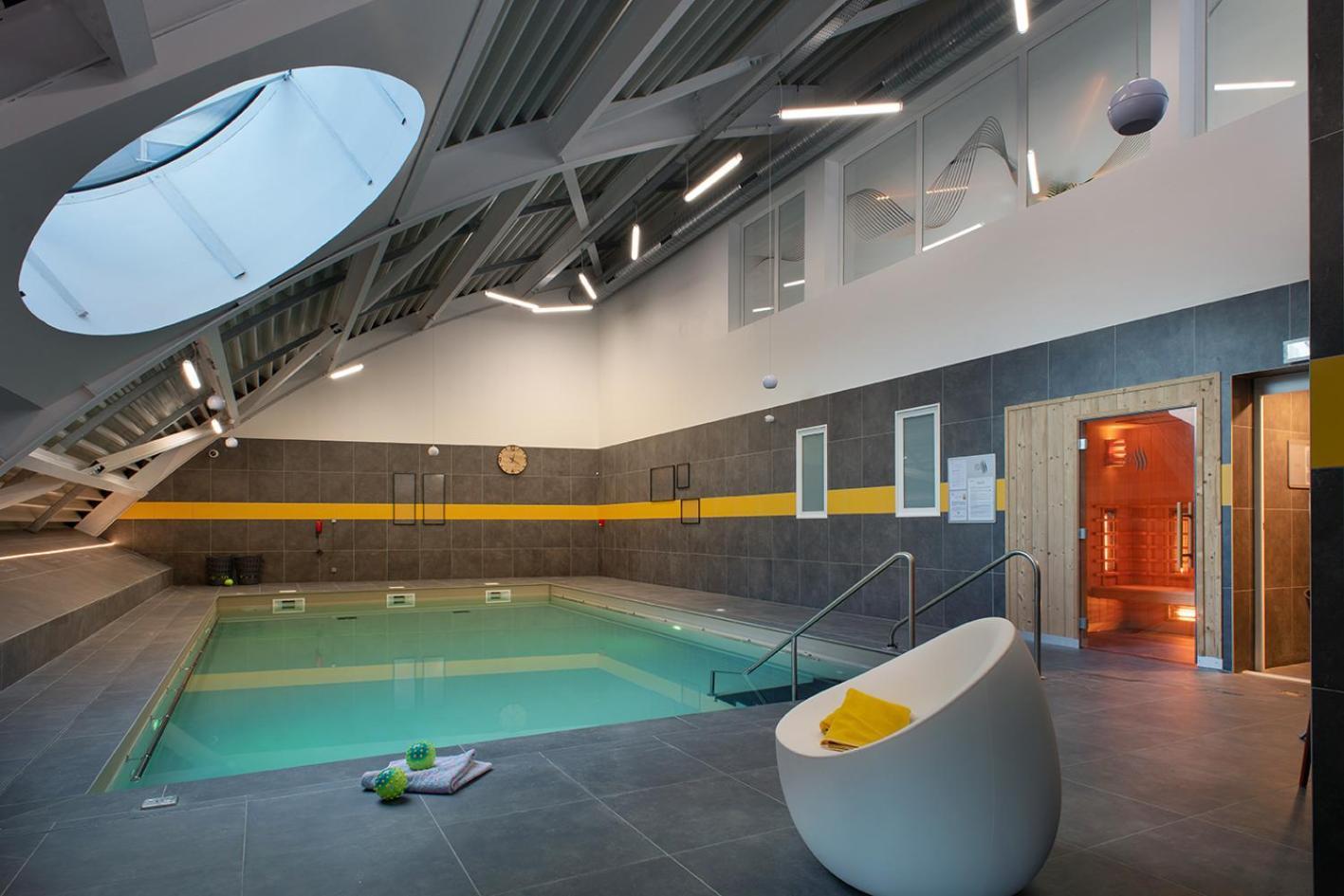 Domitys L'Esquisse Aparthotel วาลองเซียนส์ ภายนอก รูปภาพ